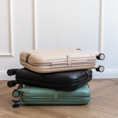 Hedge Green Carry-On (21")